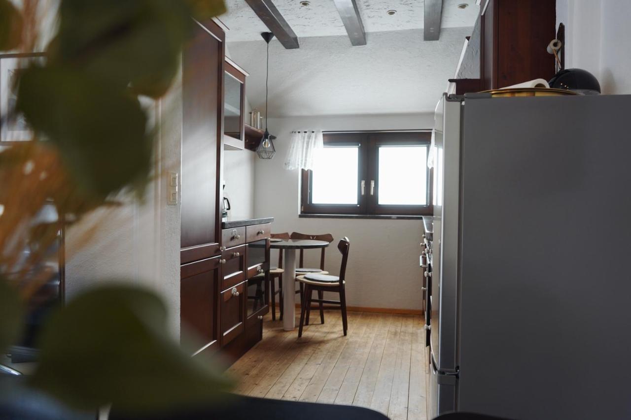 Unique: Geraeumig - Bhf-Nah - Parkplatz - Netflix Apartment BRE Exterior photo